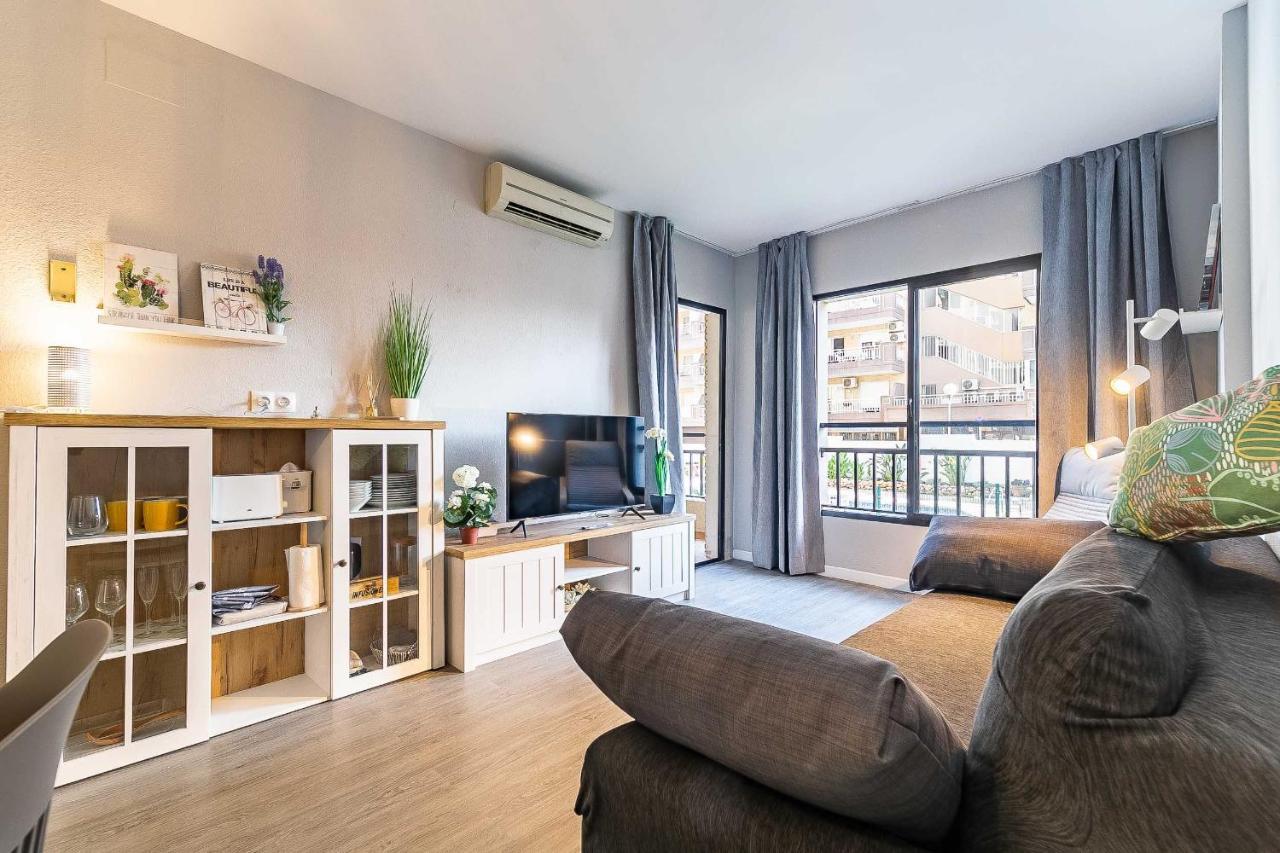 76-Lovely Beach Front Apartment In Fuengirola Exterior photo